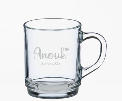 Theeglas met naam - Gegraveerd - Glas graveren - Drinkglas met naam - Thee glas gegraveerd - Verjaardag - Huwelijk - Persoonlijke gravering - Persoonlijk theeglas - Cadeau - Kado - voor hem - voor haar - Kerst - Sinterklaas