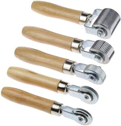 Dailygoods- Geluidsisolatie - 5 Stuks Auto Geluidsdempingsrol - Metalen Roller - Houten Handvat - Breedte 4/6/12/20/40 mm - Duurzaam en Stabiliteit - Geluidsdemping