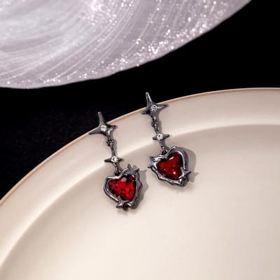 Gothic Donkerrood Hart Ster Oorbellen Rode Zirkoon Liefde Kruis Ster Dangle Earring Gotische Onregelmatige Hart Hanger Oorbellen Feest gray