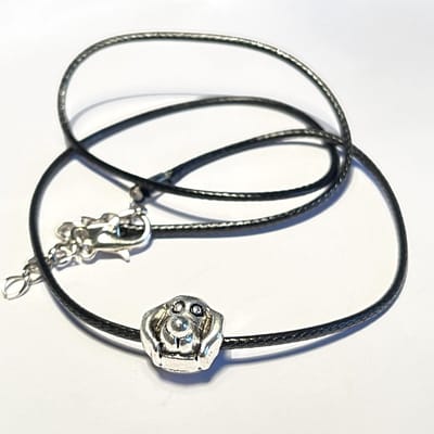 GoedeDoelen.Shop | Veterketting Cute Dog | Ketting Met Honden Bedel | Hond | Statement Ketting | Dierenliefde | Dierenwelzijn | Cadeautje | Wellness-House