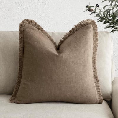 Decoratieve Kussenhoes - Franje Kussen - Interieur Decoratie - Natuurlijk Linnen - 50 x 50 cm - Cocoa Bruin