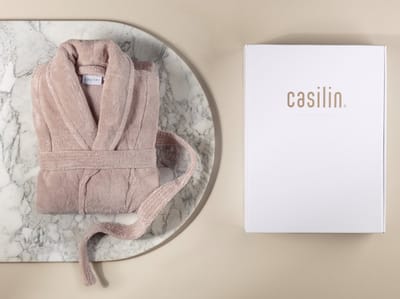 Casilin - Badjas Cadeau voor Hem en Haar in Luxe Geschenkdoos - Voor dames en heren - Maat M - Fleece & Katoen - Absorberend - Roze