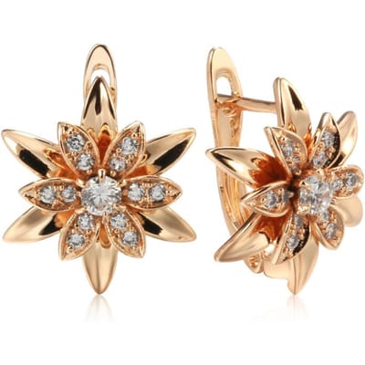 Nieuwe Rose Gold Sexy Oorbellen Ongebruikelijke Metalen Bloem Natuurlijke Zirconia Dames Oorbellen Feest Meisjes Overdreven Sieraden beige