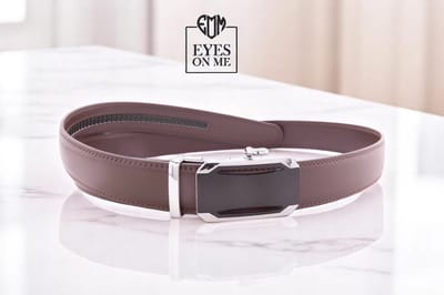 Bruine lederen riem zonder gaatjes met automatische gesp voor heren ( model A015 )