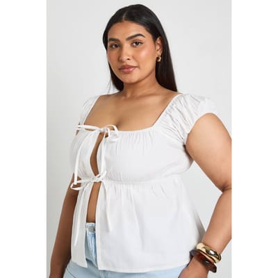 boohoo Dames Plus Gelaagde Top Met Strikdetail En Peplum | Wit | Maat: 44