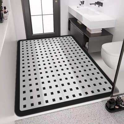 De badkamer is volledig bedekt met snel drogende absorberende technologie. Lederen vloermat. Antislip voetmat. Zachte diatomische moddermat. 60*80