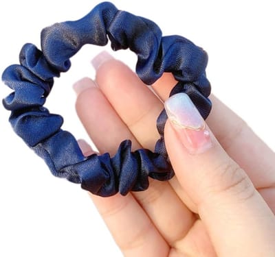 Zachte Satijnen Haar Scrunchies voor Vrouwen - Set van 3, Elastische Haarbanden in Navy Blauw, Perfect voor Alle Haartypes en Stijlen