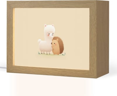 Nachtlampje 20x15 cm - Kinder lampje - Alpaca - Egel - Bruin - Knuffelen - Tafellamp kinderkamer - Slaapkamer lamp - Bedlamp kinderen - Kinderlampje stopcontact - Wandlamp babykamer - Nachtlampjes