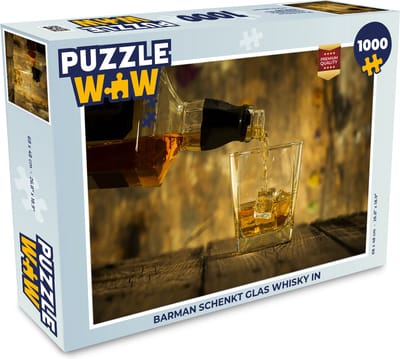Puzzel Barman schenkt glas whisky in - Legpuzzel - Puzzel 1000 stukjes volwassenen