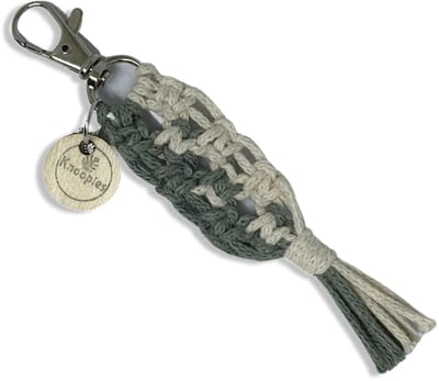 Sleutelhanger 'Cookie' Groen/Wit - Katoenkoord - Handgemaakt in ons Macramé Atelier - Prijs per Stuk - Inclusief Verzendkosten