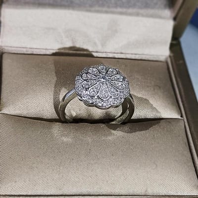 Sterling Zilver Prachtig Volledig Diamant Glanzende Zirkonia Bloem Ketting Oorbellen 3 Stuks Damesfeest Verjaardag Klassiek Sieraden Cadeau gray