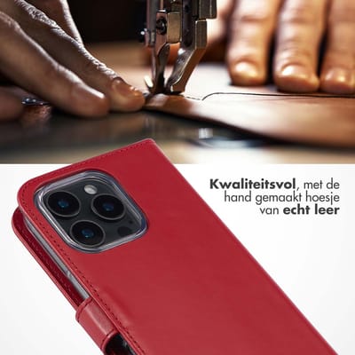 Selencia Hoesje - Geschikt voor Apple iPhone 16 Pro Max - Echt Lederen Bookcase - Rood