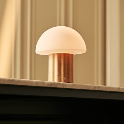 Tavellio Timo Oplaadbare Tafellamp – H19 – Hout en Glas – Lichtbruin