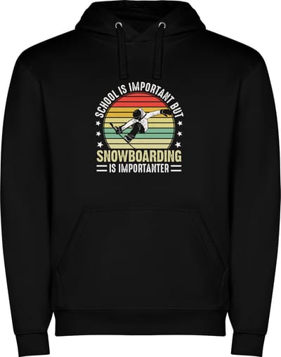 Zwarte unisex hoodie met “ Kleurrijke School is important but Snowboarden is more important – Wintersport “ Print Full Color Color merk Roly maat S