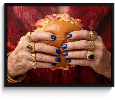 Poster in lijst - Fotolijst 80x60 cm - Posters - Broodje - Bontjas - Goud - Posterlijst zwart - Decoratie - Wanddecoratie woonkamer - Muurdecoratie slaapkamer
