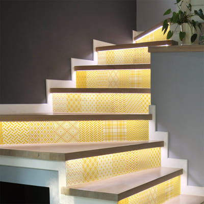 VINGA zelfklevende stickers voor traptreden en stootborden - 2 stroken van 12,5 x 87,5 cm