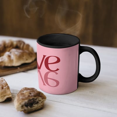 Magische Mok - Foto op Warmte Mokken - Koffiemok - Love - Roze - Spiegeling - Magic Mok - Beker - 350 ML - Theemok - Mok met Tekst