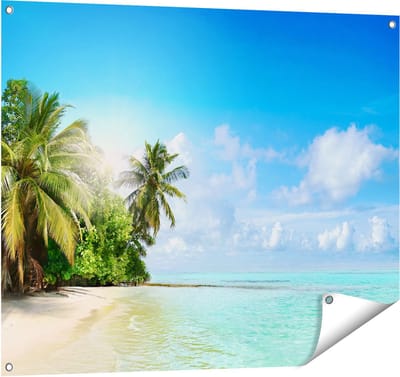 Gards Tuinposter Tropisch Strand bij de Licht Blauwe Zee - 100x80 cm - Tuindoek - Tuindecoratie - Wanddecoratie buiten - Tuinschilderij