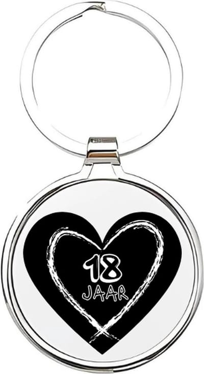 Akyol - 18 jaar Sleutelhanger - Verjaardag - 18 jarigen - jarig - jarige - 18 jaar - verjaardagscadeau - cadeau voor een jarige - feest - cadeau - cadeautje - verjaardagscadeautje - 4 x 7,5 CM