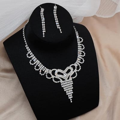 Dames Sieraden Set Nieuwe Eenvoudige en Veelzijdige Bruids Trouwjurk Ketting Oorbellen Tweedelige Koreaanse Strass Bruiloft Ketting gray