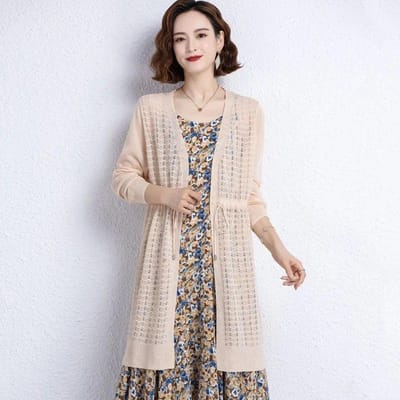 Cardigan d'été mi-long en tricot de soie glacée, haut ample, coupe fine et châle de protection solaire ajouré 3XL beige