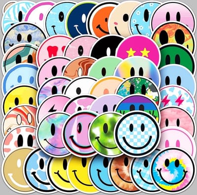 *** 50 Stickers met Smiley's - Emoticon Afbeeldingen - Grappig & Vrolijk - voor Kinderen & Volwassenen - Laptop Decoratie - Bullet Journal - Planner Stickers - van Heble® ***