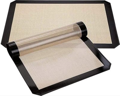Siliconen Bakmat - Ovenmat - Deegmat - 30x40 cm - Perfect voor perfect gebak, cakes en patisserie - Herbruikbaar en hittebestendig tot 250°C - In stijlvol zwart - keuken gemakkelijk afwasbaar