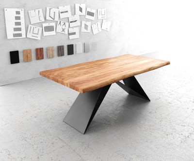 Eettafel Edge acacia natuur 200x100 XL V-frame vlak staal zwart Live-Edge eettafel