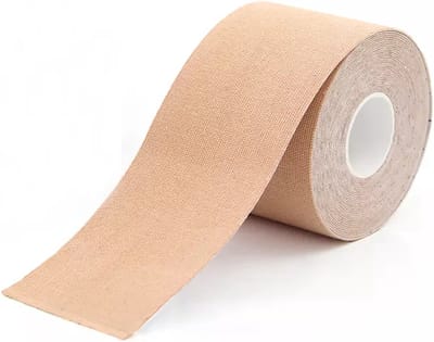 Tape geschikt voor borsten- Inclusief 2 Nipple Covers/Tepelstickers - Borst Tape - Bra Tape - Boob Lift Tape - Beige - 5 Meter Lang - 5 CM Breed - Plak BH