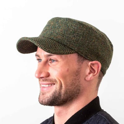 Cadet Cap Green – 100% Donegal Irish Tweed – Army Cap van Wol | maat Small \ Medium (55,5 - 58,5 CM) | Hatman of Ireland