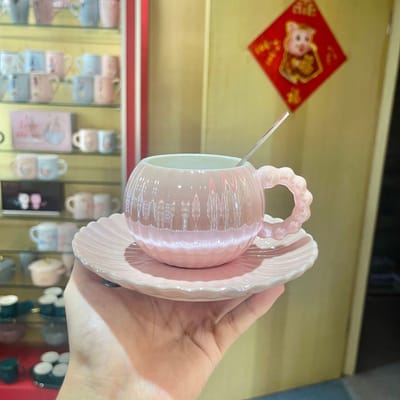 Tasses à café électroplaquées de style européen Tasses en céramique nacrées à dégradé Tasses Latte Art de haut niveau d'apparence Mugs rayés Cadeaux d'affaires 270ml