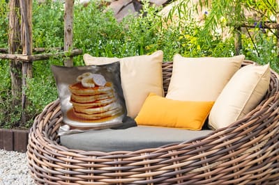 Tuinkussen - Pannenkoeken - Banaan - Siroop - Wit - Beige - 40x40 cm - Weerbestendig