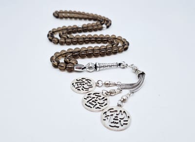 Handgemaakte tesbih "Tasbih" natuursteen " Rookkwarts" - Aantal kralen 99 - Diameter kralen 8MM - met metaal tassel "Masha' allah" - Een mooi cadeau-idee