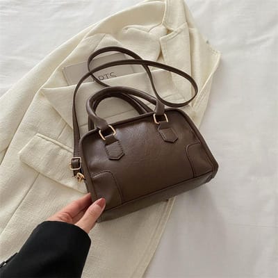 Gepersonaliseerde damesschoudertas, nieuwe modieuze, eenvoudige handtas, casual Koreaanse kleine vierkante tas, retro crossbodytas
