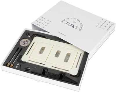 Spoelarmatuur Toilet - Bedieningsplaat - Moderne Badkamer - Onzichtbaar & Betegelbaar - 30.5 x 22 cm - Wit