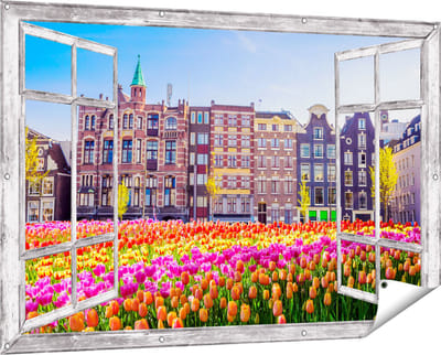 Gards Tuinposter Doorkijk Amsterdamse Huisjes met Tulpen - Kleur - 150x100 cm - Tuindoek - Tuindecoratie - Wanddecoratie buiten - Tuinschilderij