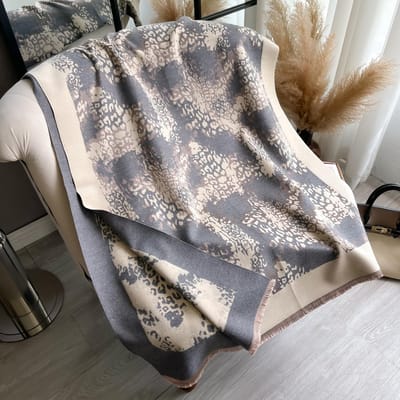 Winter Warme Kasjmier Sjaal Voor Vrouwen Luxe Pashmina Deken Dikke Sjaal Wikkel Neckerchief Mode Bufanda Echarpe Poncho white