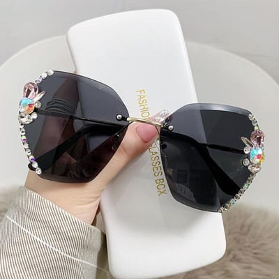 Lunettes de soleil à strass tendance pour femmes, Lunettes fines, Protection solaire tendance et Lunettes UV [Source factory straight hair]