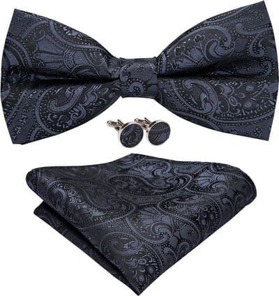 Sorprese Vlinderdas Set - Inclusief Pochet en Manchetknopen - 100% Zijde - Paisley Antraciet/Zwart - Luxe Heren Accessoireset - Strik - Vlinderstrik