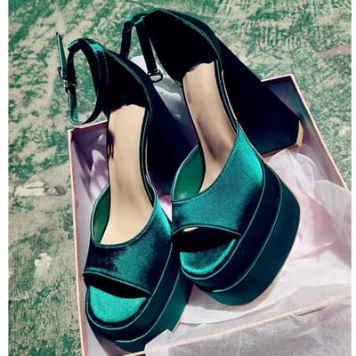 Sandalen Dames Platform Super Hoge Hak Enkelbandje Zomer Feestschoenen Nieuwe Sexy Pumps Dikke Hak Catwalk Open Teen Sandalen Vrouwelijk 42
