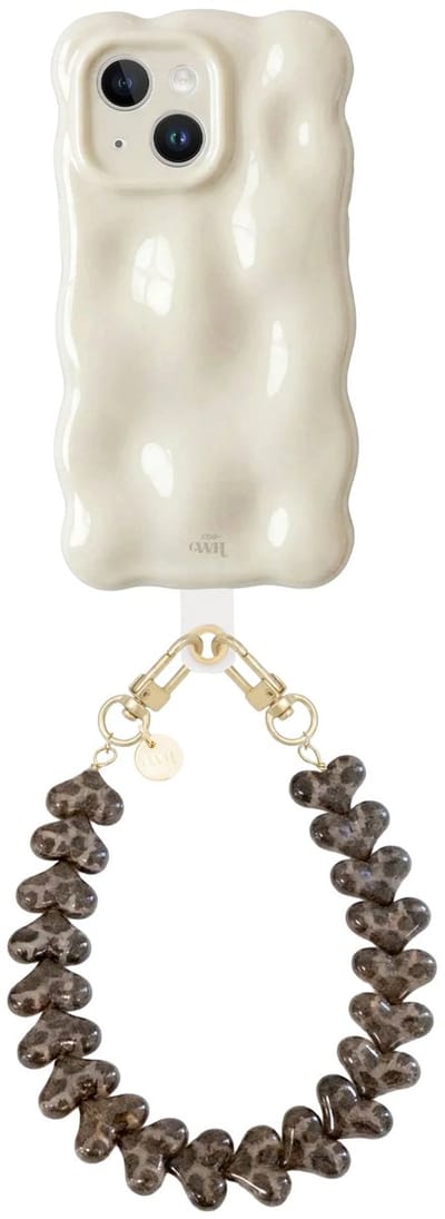 xoxo Wildhearts Bubbly case Cloud Dancer - Funky Hearts (Leopard) - geschikt voor iPhone 15 Plus - Hoesje met telefoonkoord - golvend hoesje met hartjesketting - Telefoonhoesje met afneembaar koord - schokbestendig - Beige / Luipaardprint
