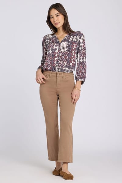 Marilyn Straight Ankle Jeans