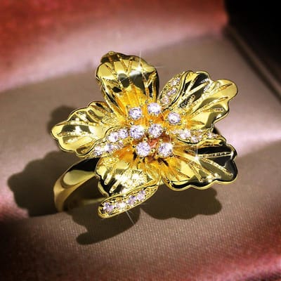 Retro Sneeuwvlok Zirconia Ring Overdreven Persoonlijkheid Bloemvorm Diamant Gezet 14K Ring Hand Decoratie No. 10 beige