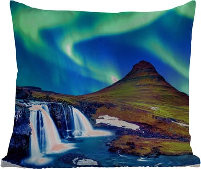 Tuinkussen - Noorderlicht - Sterrenhemel - IJsland - Berg - Groen - Waterval - Meer - 40x40 cm - Weerbestendig