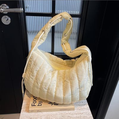 Yunduo Opvouwbare Tas Grote Capaciteit Dumpling Tas Katoenen Kleding Donzen Tas Nieuwe Bubble Schoudertas Nylon Trekkoord Crossbody Tas beige