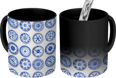 Magische Mok - Foto op Warmte Mokken - Koffiemok - Borden - Bloemen - Patroon - Blauw - Magic Mok - Beker - 350 ML - Theemok