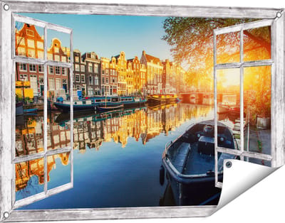 Gards Tuinposter Doorkijk Amsterdamse Gracht bij Zonsondergang - 90x60 cm - Tuindoek - Tuindecoratie - Wanddecoratie buiten - Tuinschilderij