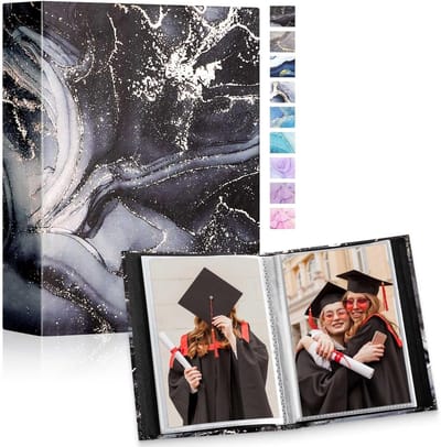 Kleine Fotoalbums voor 4x6 Foto's - Set van 2, Mini Leren Foto Boekjes, Ideaal voor Familie en Kinderen, Inclusief 50 Verticale Foto's in Zwart en Goud