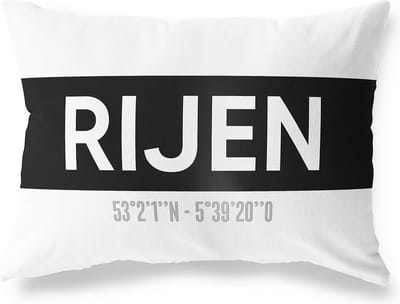 Tuinkussen RIJEN - NOORD-BRABANT met coördinaten - Buitenkussen - Bootkussen - Weerbestendig - Jouw Plaats - Studio216 - Modern - Zwart-Wit - 50x30cm
