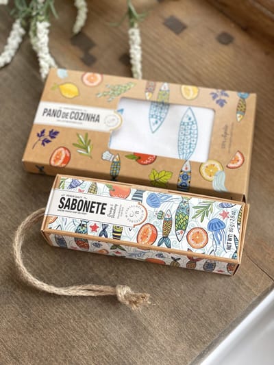 Castelbel Giftset - cadeauset - handzeep met theedoek - soap on a rope rozemarijn sinaasappel orange - keukenhanddoek – Portugal